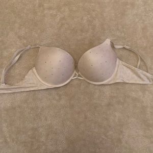 Victoria’s Secret bra